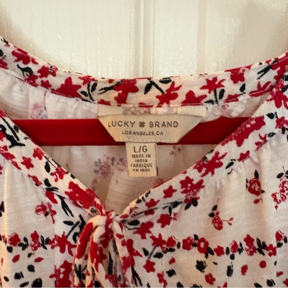 Lucky Brand, boho, Floral Red and White Women's Top - Picture 2 of 3